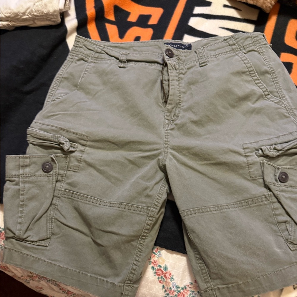 Men's Olive Cargo Shorts